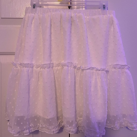 SHEIN skirt - Picture 2 of 3